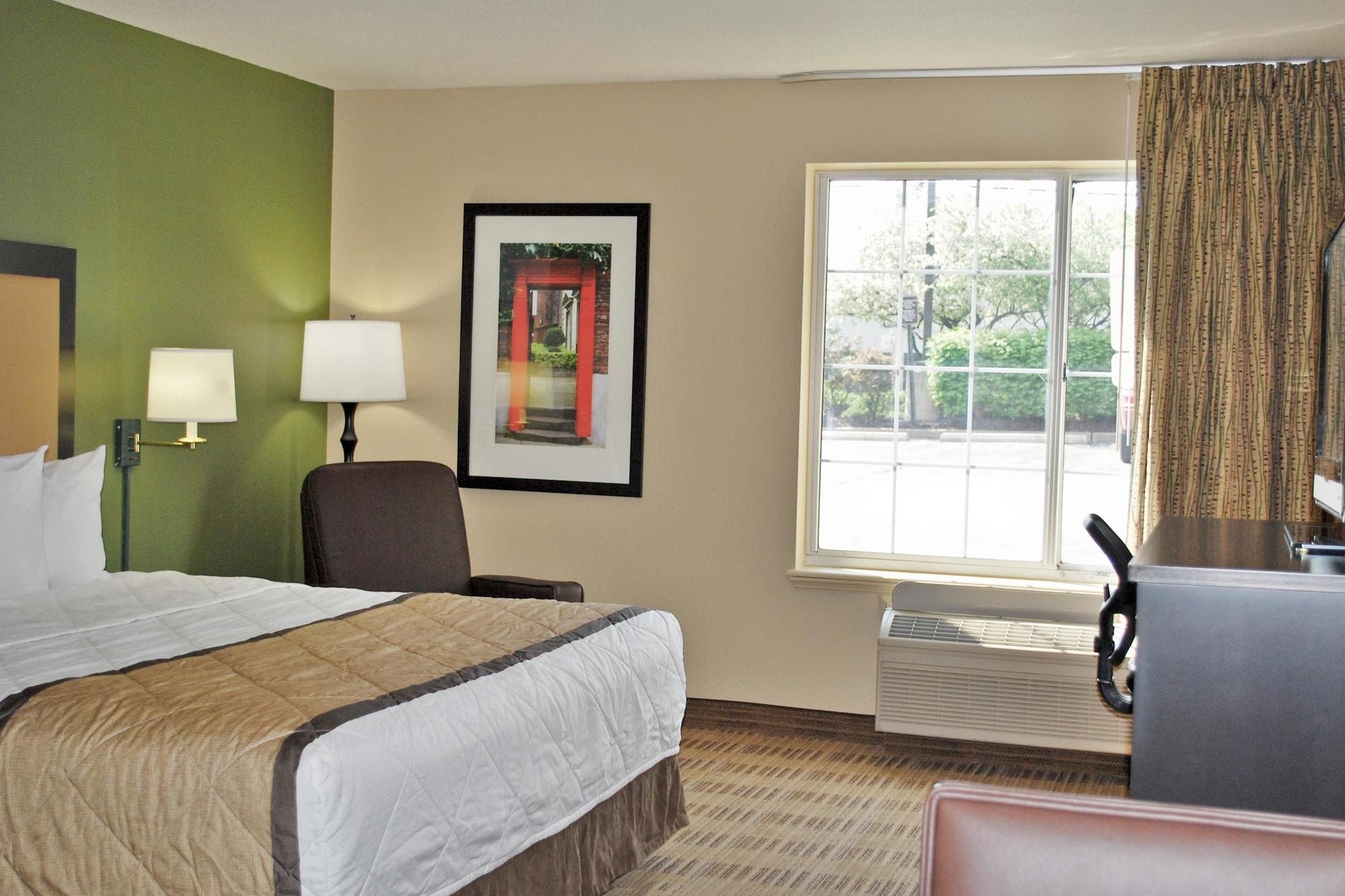 Extended Stay America Select Suites - St Louis - Airport - Central Bridgeton Exterior photo